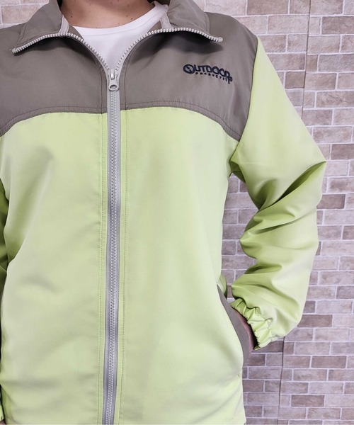 OUTDOOR PRODUCTS（アウトドアプロダクツ）の「UVピーチタフタ ZIP配色ジャケット（ナイロンジャケット・レディース・イエロー/グレイッシュベージュ/カーキ・L/M/LL）」の13枚目の写真