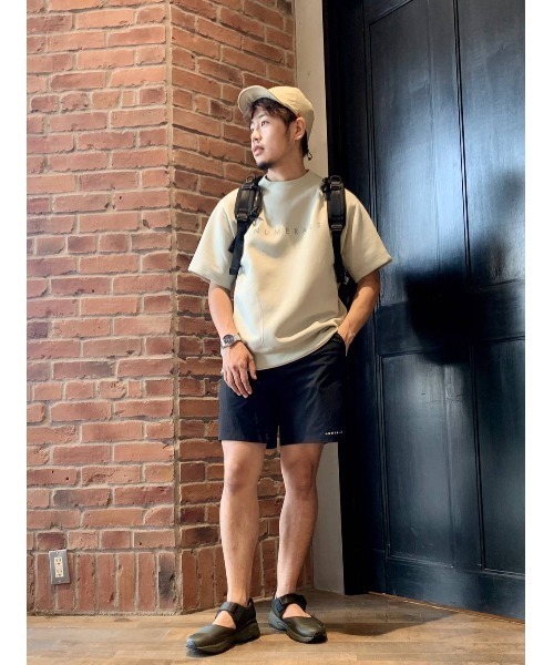 NUMERALS（ヌメラルズ）の「【UNISEX】[NUMERALS]サイドポケットTシャツ（Tシャツ/カットソー・メンズ・ホワイト/ライトブルー/ブラック/ライトグリーン/ベージュ・MEDIUM/LARGE）」の8枚目の写真