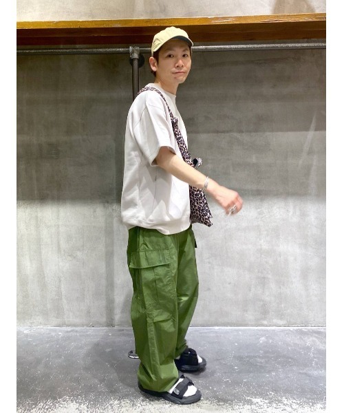 NUMERALS（ヌメラルズ）の「【UNISEX】[NUMERALS]サイドポケットTシャツ（Tシャツ/カットソー・メンズ・ホワイト/ライトブルー/ブラック/ライトグリーン/ベージュ・MEDIUM/LARGE）」の9枚目の写真