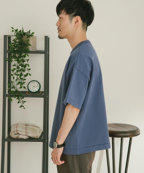 ITEMS URBANRESEARCH（アイテムズ アーバンリサーチ）の「マシンウォッシャブル 天竺ニットTシャツ（ニット/セーター・メンズ・チャコールグレー/ベージュ/ブラウン/ブルー・MEDIUM/LARGE）」の17枚目の写真