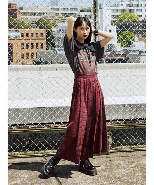 jouetie（ジュエティ）の「ドッキングプリーツマキシスカート（スカート・レディース・ブラック/パープル/レッド・MEDIUM）」の4枚目の写真