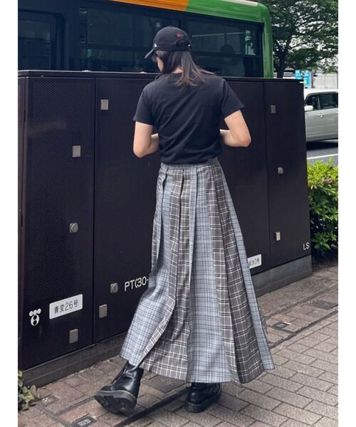 jouetie（ジュエティ）の「ドッキングプリーツマキシスカート（スカート・レディース・ブラック/パープル/レッド・MEDIUM）」の14枚目の写真