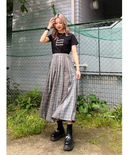 jouetie（ジュエティ）の「ドッキングプリーツマキシスカート（スカート・レディース・ブラック/パープル/レッド・MEDIUM）」の18枚目の写真