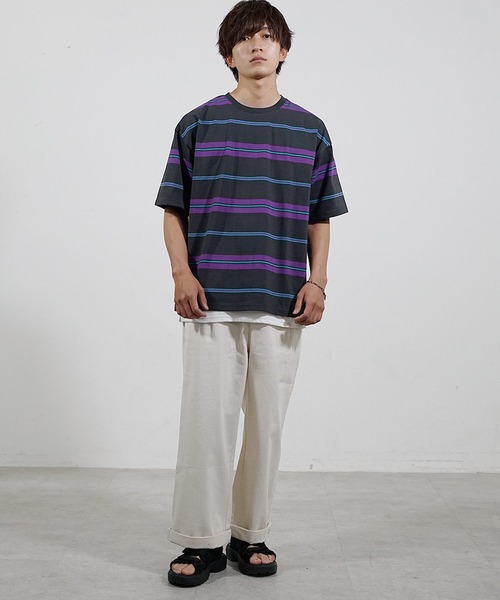 MinoriTY（マイノリティ）の「【MinoriTY】マルチボーダービッグTシャツ 半袖 ビッグシルエット オーバーサイズ コットン メンズ 夏服 秋服 インナー（Tシャツ/カットソー・メンズ・ホワイト/ブラック/ネイビー/オレンジ/グリーン/マスタード/ホワイト系その他/ブラック系その他/グリーン系その他/チャコール・L/M）」の13枚目の写真