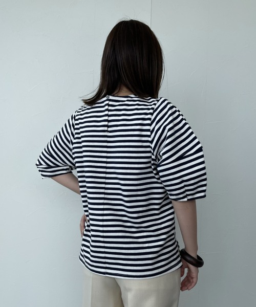 ReNorm(リノーム)の「ボリュームスリーブカットプルオーバー(Tシャツ/カットソー・レディース・ホワイト/ブラック/ネイビー×ホワイト・フリー)」の19枚目の写真