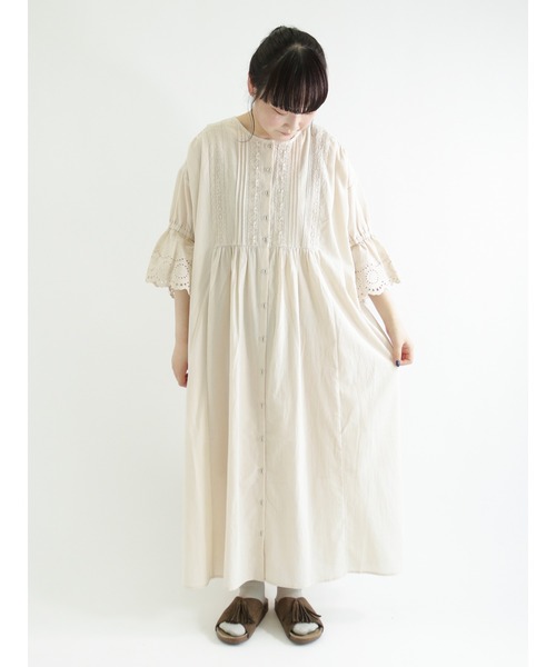 Samansa Mos2（サマンサ モスモス）の「袖口レースワンピース（ワンピース・レディース・チャコール/オフホワイト/キナリ/ボルドー・ﾌﾘ-）」の13枚目の写真