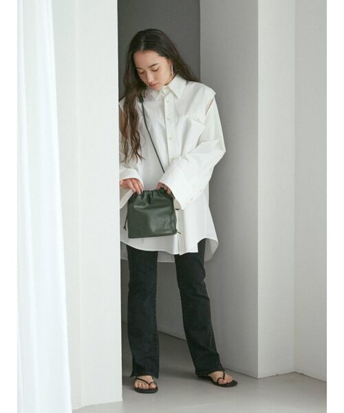 Ungrid（アングリッド）の「ストレッチフレアデニム（デニムパンツ・レディース・ブラック/ブルー・24inch/25inch/26inch）」の21枚目の写真