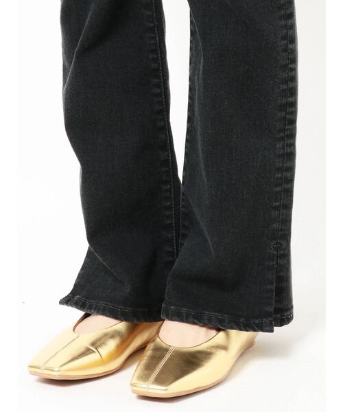 Ungrid（アングリッド）の「ストレッチフレアデニム（デニムパンツ・レディース・ブラック/ブルー・24inch/25inch/26inch）」の5枚目の写真