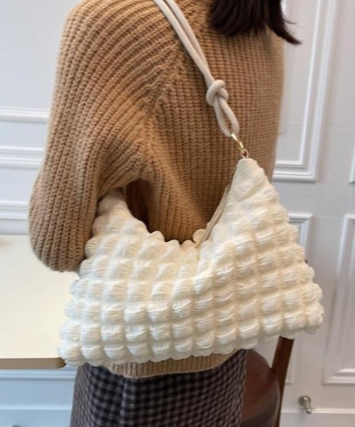 Mela（メラ）の「Popcorn bag（ハンドバッグ・レディース・ホワイト/ブラック・FREE）」の4枚目の写真