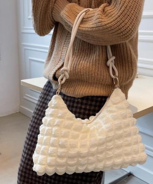 Mela（メラ）の「Popcorn bag（ハンドバッグ・レディース・ホワイト/ブラック・FREE）」の6枚目の写真