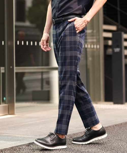 a.v.v（アーヴェヴェ）の「【S-XXL】チェック柄スマートスラックス