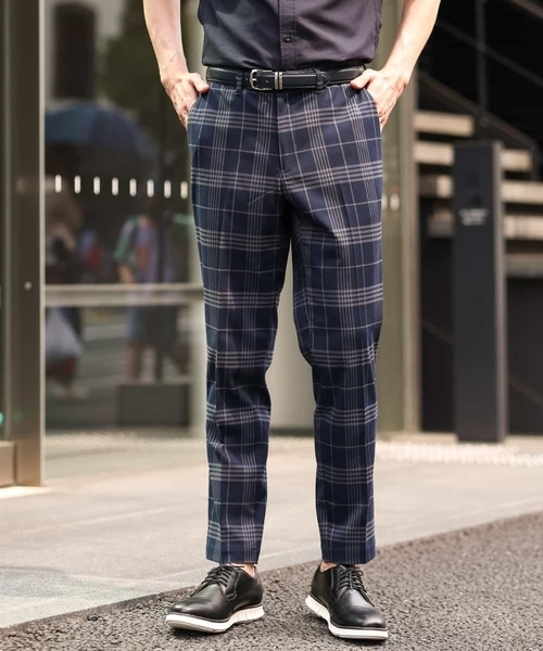 a.v.v（アーヴェヴェ）の「【S-XXL】チェック柄スマートスラックス