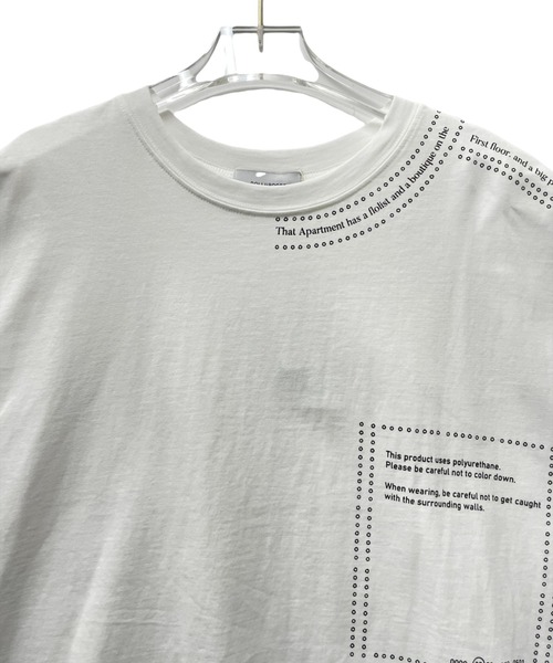 DOLLUPOOPS(ドールアップウップス)の「ロゴプリントヘム切替トップス(Tシャツ/カットソー・レディース・ホワイト/ブラック/ベージュ・38)」の16枚目の写真