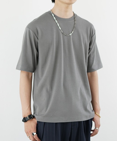 MinoriTY(マイノリティ)の「【MinoriTY】プレミアムコットンボックスシルエット半袖Tシャツ メンズ(Tシャツ/カットソー・メンズ・ブラック/オフホワイト/グレイッシュベージュ/キナリ/チャコールグレー/ホワイト/ブルー/ライトカーキ/スミクロ/ベージュ系1/ブラック系1/ホワイト系1/カーキ系1/ブラック系2・M/L/S)」の12枚目の写真