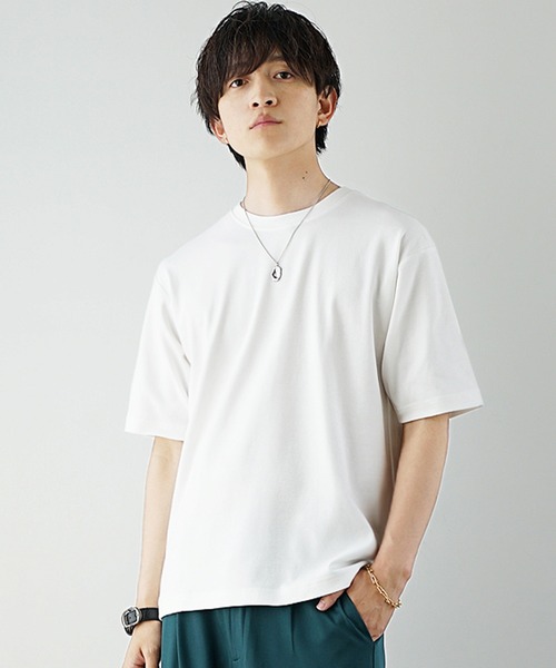 MinoriTY(マイノリティ)の「【MinoriTY】プレミアムコットンボックスシルエット半袖Tシャツ メンズ(Tシャツ/カットソー・メンズ・ブラック/オフホワイト/グレイッシュベージュ/キナリ/チャコールグレー/ホワイト/ブルー/ライトカーキ/スミクロ/ベージュ系1/ブラック系1/ホワイト系1/カーキ系1/ブラック系2・M/L/S)」の16枚目の写真