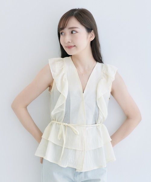 Lamoa（ラモア）の「Lamoa/フリル ボリューム ノースリーブ ブラウス（シャツ/ブラウス・レディース・ホワイト/ブラック/ブルー/アイボリー・FREE）」の8枚目の写真