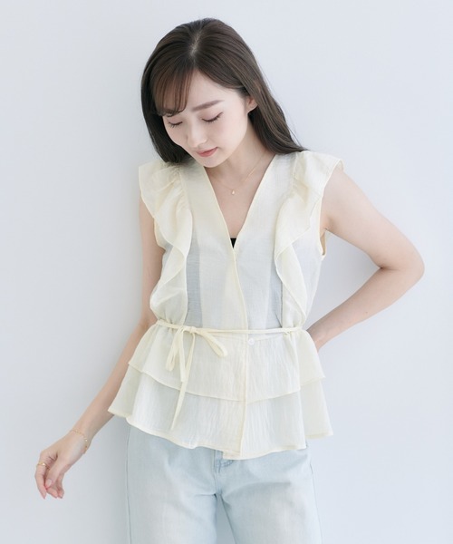 Lamoa（ラモア）の「Lamoa/フリル ボリューム ノースリーブ ブラウス（シャツ/ブラウス・レディース・ホワイト/ブラック/ブルー/アイボリー・FREE）」の9枚目の写真