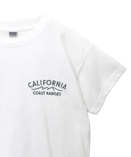 UNDERWRAPS(アンダーラップス)の「フロント刺繍BIGTシャツ(M3)(Tシャツ/カットソー・キッズ・ホワイト/ブラック/グリーン・120/130/140/150/160)」の6枚目の写真