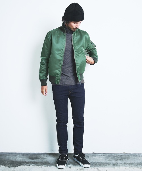 Magine（マージン）の「NYLON THINSULATE STAND RIB MA-1 JKT:ナイロン シンサレート スタンドリブ MA-1 22AW（MA-1・メンズ・ブラック/ネイビー/オリーブ・44/46/48）」の7枚目の写真