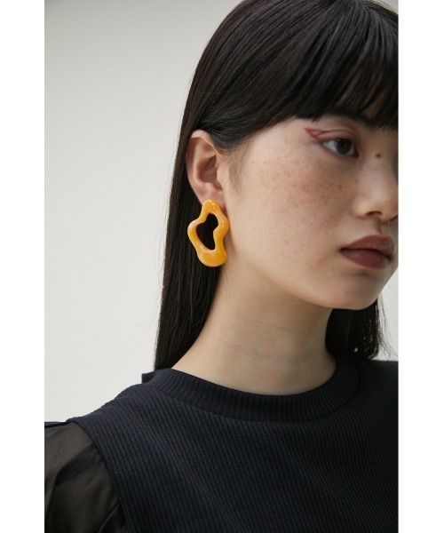 AZUL by moussy（アズールバイマウジー）の「ASYMMETRY ACRYL PIERCINGS/アシンメトリーアクリルピアス（ピアス（両耳用）・レディース・ブラウン/ターコイズブルー/イエロー・FREE）」の11枚目の写真