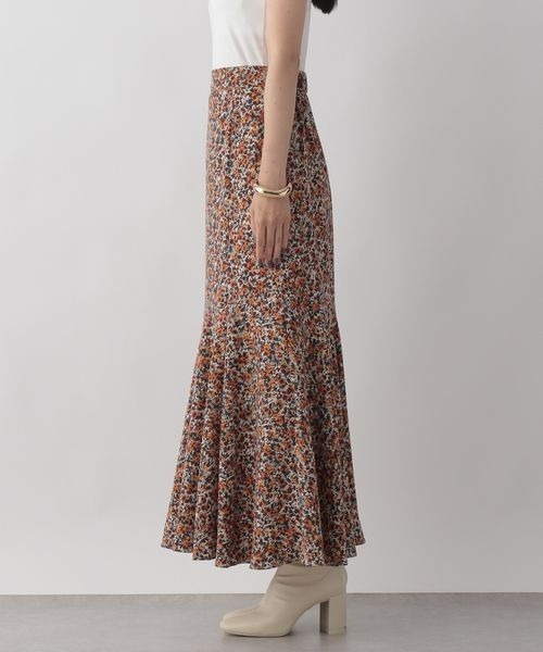 LOWRYS FARM（ローリーズファーム）の「ハナガラキリカエフレアスカート　157697（スカート・レディース・イエロー/レッド・FREE）」の10枚目の写真