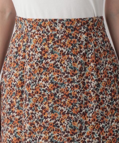 LOWRYS FARM（ローリーズファーム）の「ハナガラキリカエフレアスカート　157697（スカート・レディース・イエロー/レッド・FREE）」の8枚目の写真