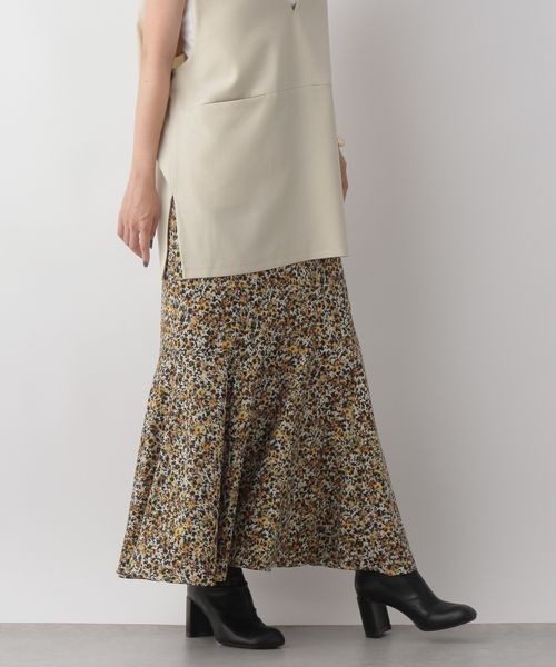 LOWRYS FARM（ローリーズファーム）の「ハナガラキリカエフレアスカート　157697（スカート・レディース・イエロー/レッド・FREE）」の17枚目の写真