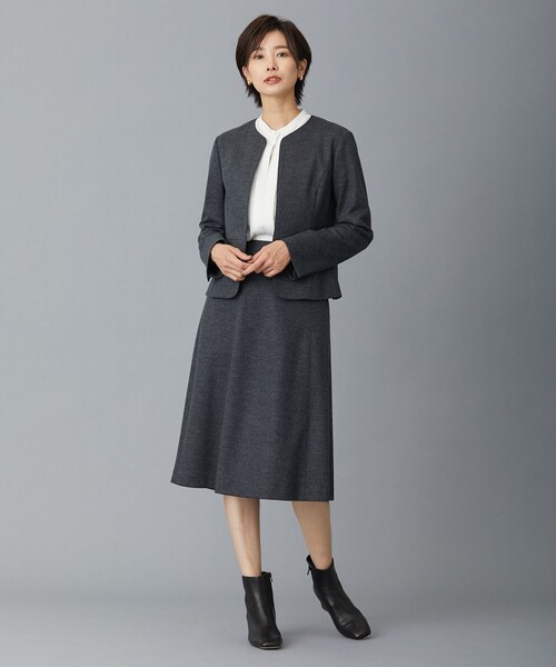 J.PRESS(ジェイプレス)の「アクアレジェンドウールジャージー ノーカラー ジャケット(ノーカラージャケット・レディース・ライトグレー系/ネイビー系・11/9/7/13)」の3枚目の写真