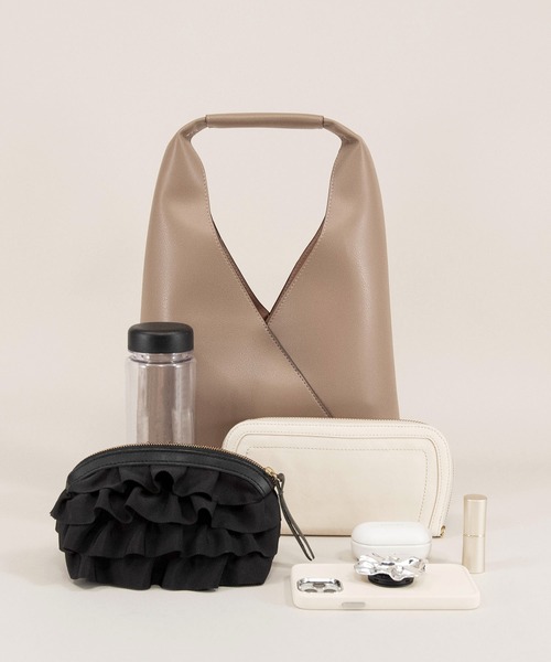 styiro（スタイロ）の「カシュクール ワンハンドルバッグ / 再入荷（ハンドバッグ・レディース・ブラック/イエロー/ブラウン系その他/アイボリー/シルバー/ホワイト系その他/シルバー系その他/ゴールド/ピンク系その他/ブラウン系その他2/ブラック系その他・FREE）」の12枚目の写真