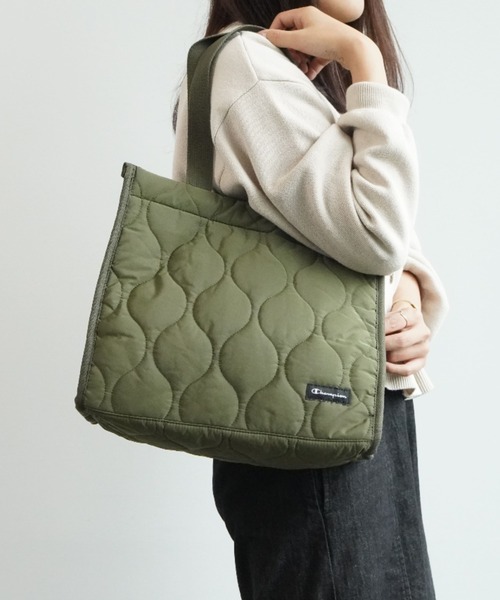 Champion(チャンピオン)の「チャンピオン ヒプラー キルティング トートバッグ マザーズバッグ 63503(トートバッグ・レディース・カーキ/ブラック/ベージュ・FREE)」の3枚目の写真