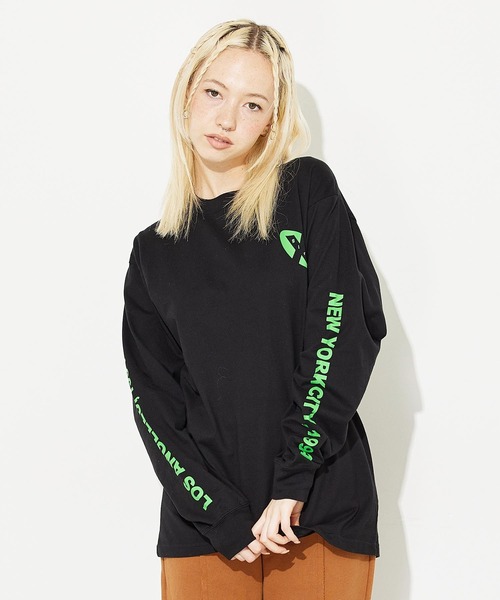 X-girl(エックスガール)の「GRADATION LOGO L/S TEE(Tシャツ/カットソー・レディース・ホワイト/ダークグリーン/ブラック・XL/L/S/M)」の6枚目の写真