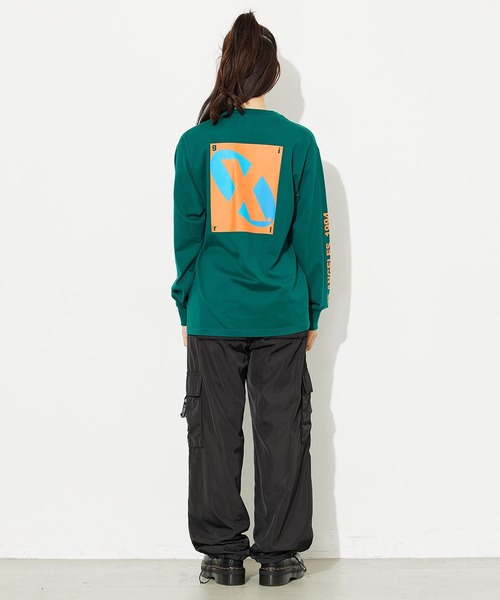 X-girl(エックスガール)の「GRADATION LOGO L/S TEE(Tシャツ/カットソー・レディース・ホワイト/ダークグリーン/ブラック・XL/L/S/M)」の20枚目の写真