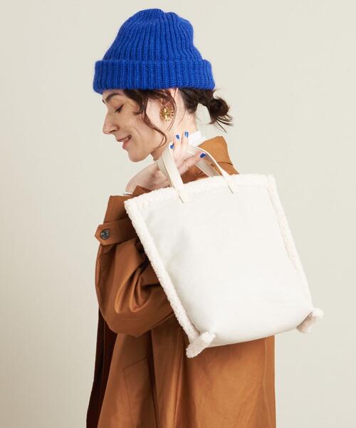 BEAUTY&YOUTH UNITED ARROWS（ビューティーアンドユースユナイテッドアローズ）の「フェイクレザー×ボア リバーシブルトートバッグ -4WAY-（ショルダーバッグ・レディース・オフホワイト/ブラック/ブラウン・FREE）」の14枚目の写真