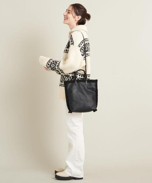 BEAUTY&YOUTH UNITED ARROWS（ビューティーアンドユースユナイテッドアローズ）の「フェイクレザー×ボア リバーシブルトートバッグ -4WAY-（ショルダーバッグ・レディース・オフホワイト/ブラック/ブラウン・FREE）」の20枚目の写真