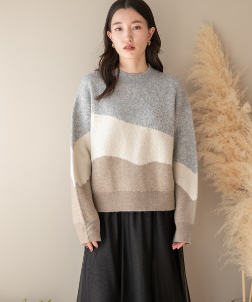 LOWRYS FARM(ローリーズファーム)の「カラーブロックニット 294858(ニット/セーター・レディース・イエロー/ブルー/グレー・FREE)」の2枚目の写真