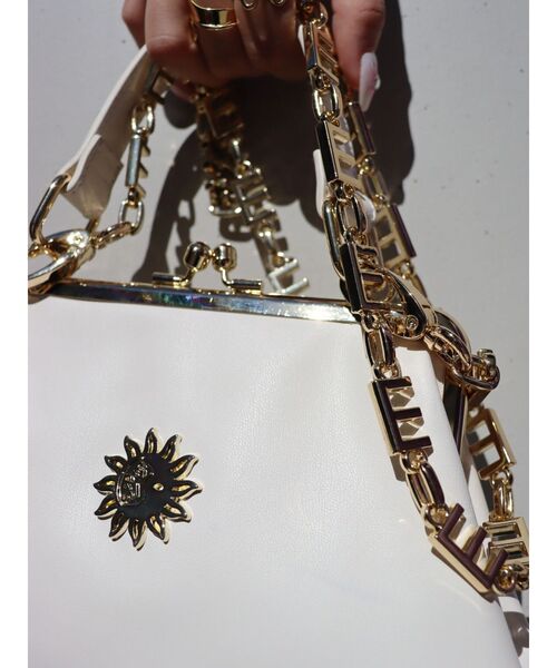 EVRIS（エヴリス）の「EチェーンショルダーBAG（ショルダーバッグ・レディース・ブラック/ホワイト/グリーン・FREE）」の2枚目の写真