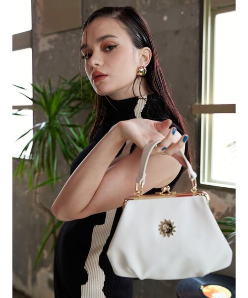 EVRIS（エヴリス）の「EチェーンショルダーBAG（ショルダーバッグ・レディース・ブラック/ホワイト/グリーン・FREE）」の10枚目の写真