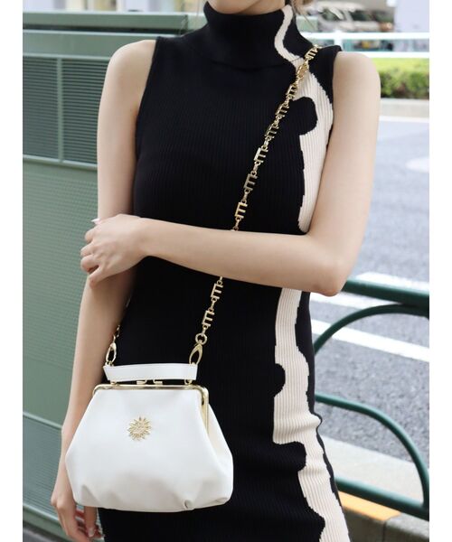 EVRIS（エヴリス）の「EチェーンショルダーBAG（ショルダーバッグ・レディース・ブラック/ホワイト/グリーン・FREE）」の22枚目の写真