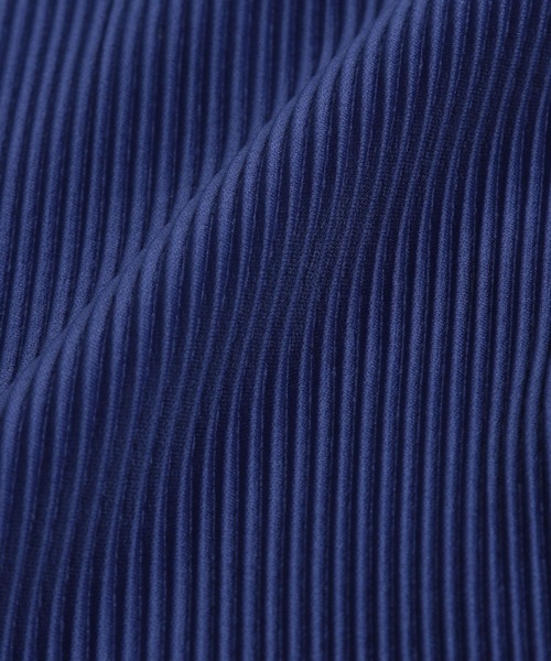 Andemiu（アンデミュウ）の「【WEB限定】プリーツカットソー188408（Tシャツ/カットソー・レディース・ネイビー/ラベンダー/ライム/コーラルピンク/アイボリー/グレー/パープル/カーキ/ブラック/ブラウン/レッド/ブルー/グリーン/ダークブルー/イエロー/チャコールグレー/ライトピンク/ホワイト/ブルー系その他3/グレー系その他・FREE）」の22枚目の写真