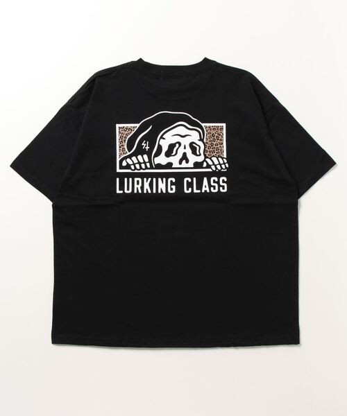 LURKING CLASS（ラーキングクラス）の「【ムラサキスポーツ別注】LURKING CLASS/ラーキングクラス ワイドシルエット バックプリントTシャツ/半袖Tシャツ ST23STM03（Tシャツ/カットソー・メンズ・ブラック/ホワイト/ホワイト系その他・L/M/XL）」の18枚目の写真