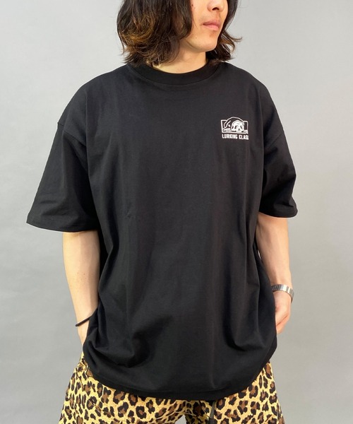 LURKING CLASS（ラーキングクラス）の「【ムラサキスポーツ別注】LURKING CLASS/ラーキングクラス ワイドシルエット バックプリントTシャツ/半袖Tシャツ ST23STM03（Tシャツ/カットソー・メンズ・ブラック/ホワイト/ホワイト系その他・L/M/XL）」の8枚目の写真