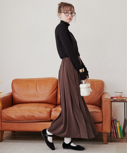 ANGIE（アンジー）の「キルティングミニバニティーバッグ（ショルダーバッグ・レディース・ブラック/ベージュ/ホワイト/シルバー・FREE）」の7枚目の写真