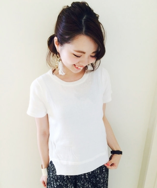 Kastane（カスタネ）の「【Kastane】裾スリットプルオーバ（ニット/セーター・レディース・グレー/レッド/ネイビー/オフホワイト/ブラック・FREE）」の2枚目の写真