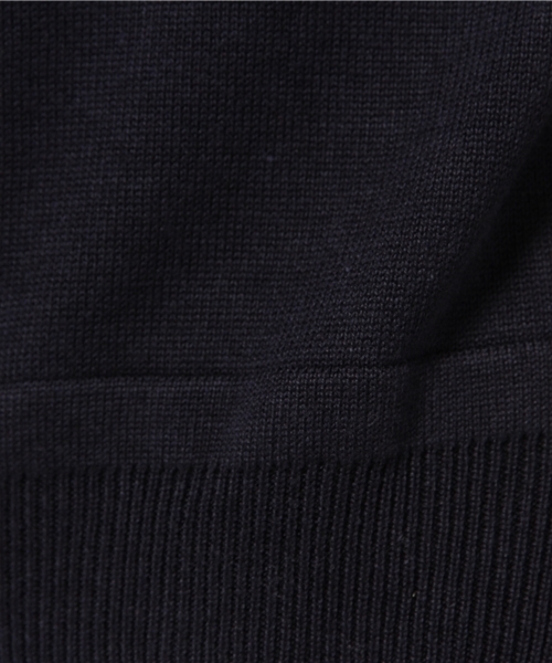 Kastane（カスタネ）の「【Kastane】裾スリットプルオーバ（ニット/セーター・レディース・グレー/レッド/ネイビー/オフホワイト/ブラック・FREE）」の14枚目の写真