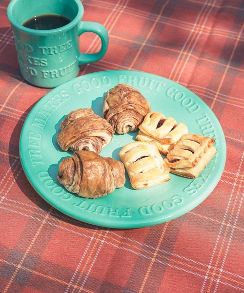 BAYFLOW（ベイフロー）の「[電子レンジ･食洗機可]BF JUICY COLORSプレートＭ（食器・レディース・イエロー/オレンジ/ライトグリーン・0）」の2枚目の写真