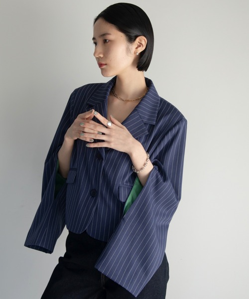 VACANCY(ヴァカンシー)の「アームスリット配色ショートジャケット(テーラードジャケット・レディース・その他/ブラック・FREE)」の10枚目の写真