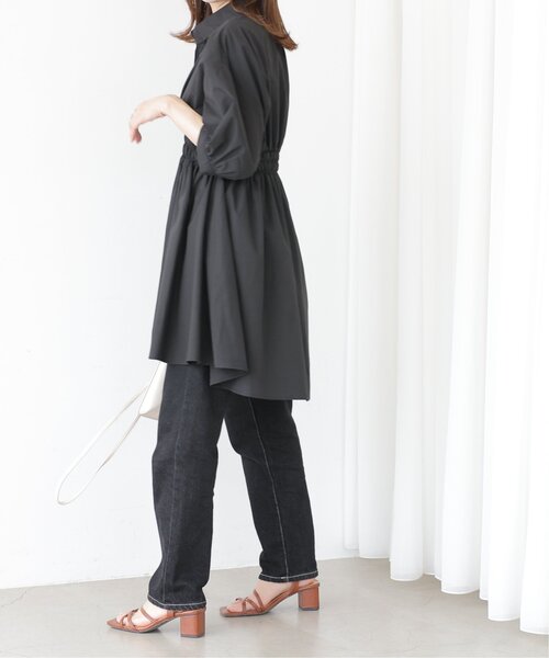 RAY CASSIN（レイカズン）の「7分袖ウエストシャーリングミニワンピース（シャツワンピース・レディース・ブルー系/パープル系/オフホワイト/ブラック・FREE）」の6枚目の写真