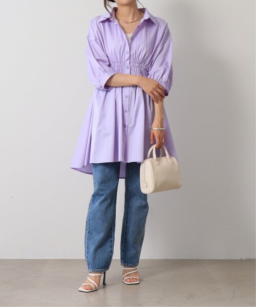 RAY CASSIN（レイカズン）の「7分袖ウエストシャーリングミニワンピース（シャツワンピース・レディース・ブルー系/パープル系/オフホワイト/ブラック・FREE）」の4枚目の写真