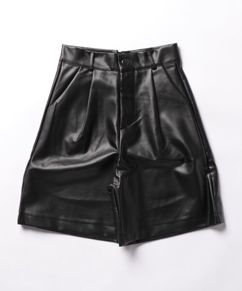 urge:(アージコロン )の「【URGE:】合成皮革 ハイウエスト ハーフパンツ(その他パンツ・レディース・ベージュ/ブラック・SMALL/X-LARGE/LARGE/MEDIUM)」の11枚目の写真
