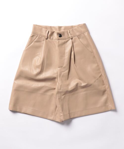 urge:(アージコロン )の「【URGE:】合成皮革 ハイウエスト ハーフパンツ(その他パンツ・レディース・ベージュ/ブラック・SMALL/X-LARGE/LARGE/MEDIUM)」の13枚目の写真